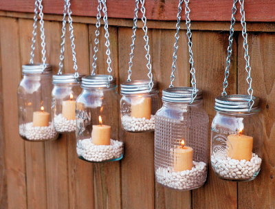 Lámpara creada con materiales reciclados